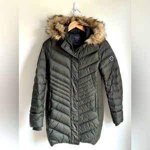 ❤️Abercrombie and Fitch Women’s Jacket With Hood Olive Green Size XS